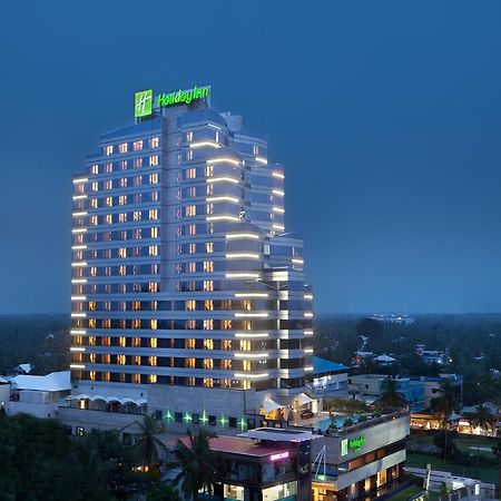 Holiday Inn Cochin, An Ihg Hotel Kochi Dış mekan fotoğraf